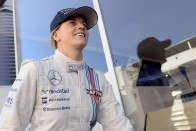 F1: Két napot tesztelt a női pilóta 16