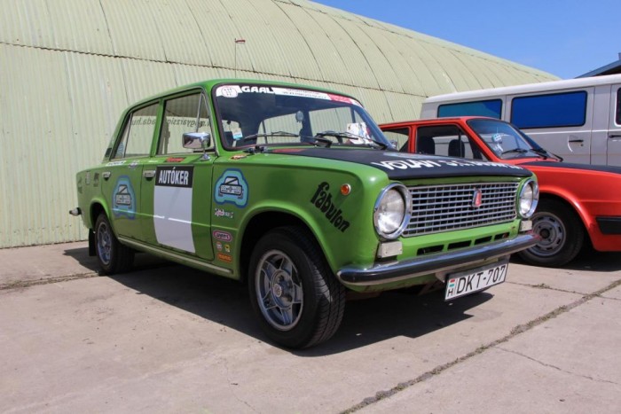 Ralis hangulatra színezve