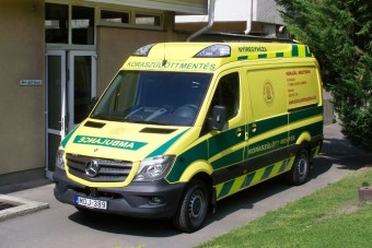 Speciális mentőautók koraszülött-mentésre