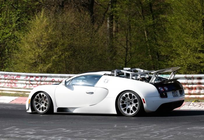 Torzszülött a Bugatti Veyron utódja 5