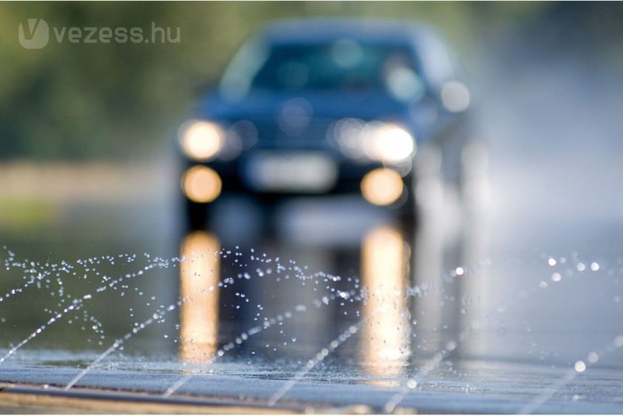 Kínai abroncs aratott a magyar gumiteszten 6 | Vezess Száraz útra könnyű jó gumit gyártani. Nedves úton derül ki, mit tud az adott abroncs