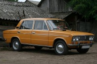 Volt más 1500-as autó a Merkur kínálatából, például a Polski FIAT 125p vagy a Moszkvics 2140 és elődei, de presztízsben messze elmaradtak a Ladától