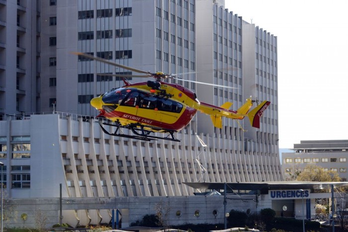 Schumi december 29. óta fekszik itt  Fotó: Europress