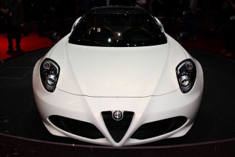 Indul az Alfák és Maseratik inváziója