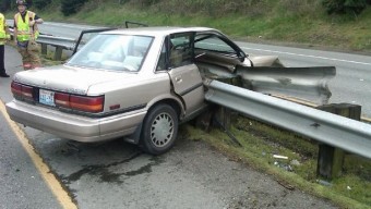 Intelligens lámpák, új szalagkorlátok az utakon