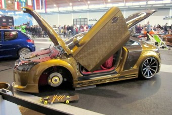 Amikor a pornó és a tuning találkozik