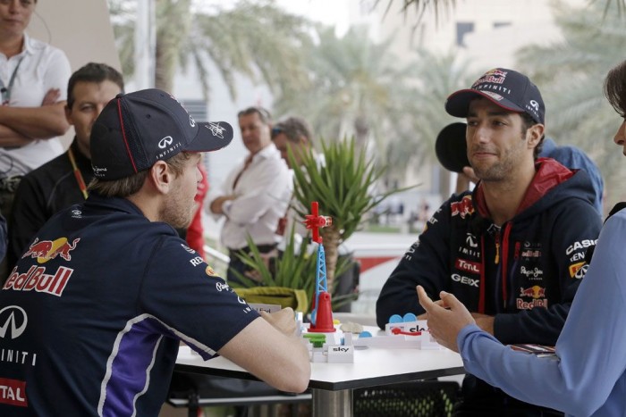 F1: Ricciardo odaszúrt Vettelnek 4