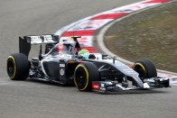 F1: Soványabb autóval támadna fel a Sauber 2