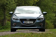 Innen akár Mazda6-is lehetne