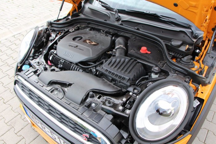 Korábban nem volt ekkora motor a MINI-ben, 2,0 liter a hengerűrtartalom
