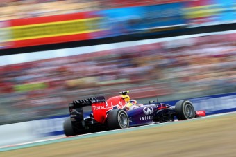 F1: A Red Bull szerint botlani fog a Mercedes