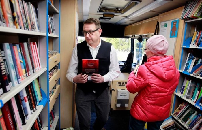 Könyvtárbusz a Télapó hazájából 6