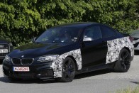 Tíz százalékkal erősebb, szélesebb és látványosabb lesz a széria eddigi csúcsmodelljénél a BMW M2.