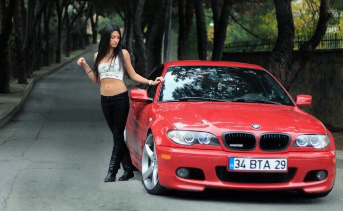BMW-imádó dögös csajok 18 BMW-imádó dögös csajok 18
