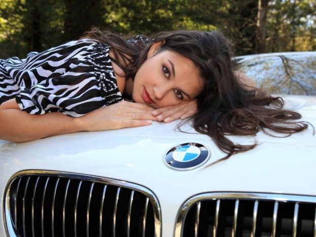 BMW-imádó dögös csajok 16 BMW-imádó dögös csajok 16