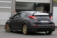 Álca nélkül a Honda Civic Type R 7