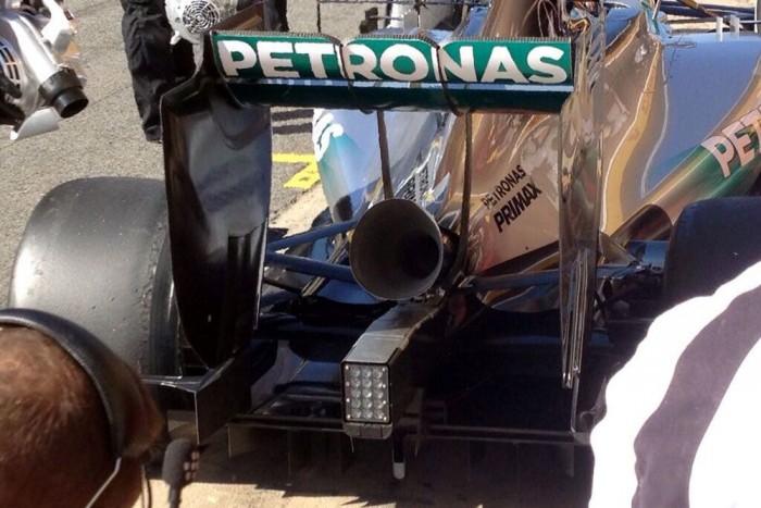 F1: Itt a Mercedes fenéktrombitája 3 | Vezess F1: Itt a Mercedes fenéktrombitája 3