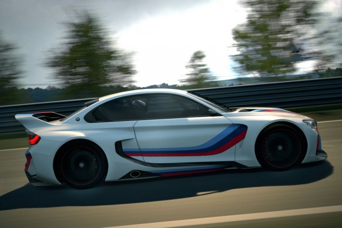 550 lóerős BMW-szörnyeteg 4