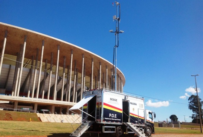 Guruló rendőrőrsök a focivébére 3