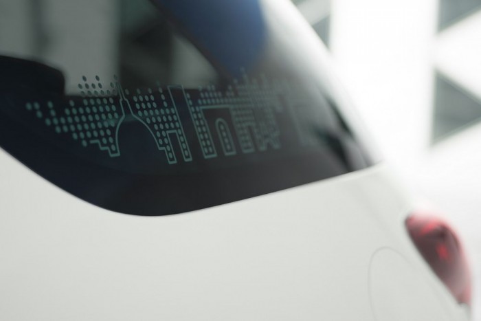 Megújult a tömeg-luxusautó 7