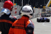 F1: Elküldték a rajtrácsról az újoncot 42