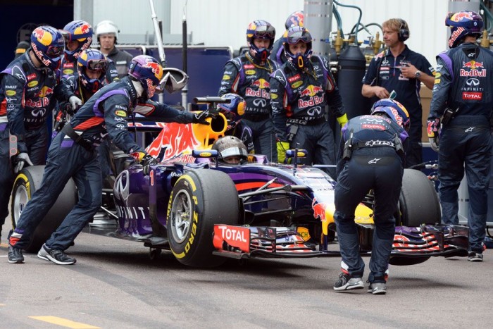 F1: Rosberg visszavágott Hamiltonnak, csoda a mezőny végén 6 | Vezess F1: Rosberg visszavágott Hamiltonnak, csoda a mezőny végén 6