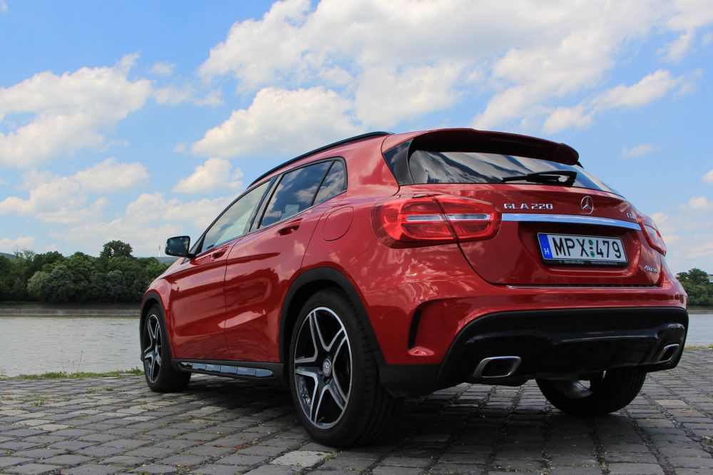 Mercedes GLA – A szerethető szakállas nő 20