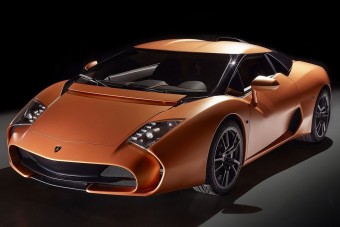 95 évesen is virgonc a Zagato