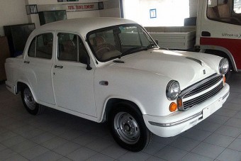 Vége a legendásan elavult indiai autónak