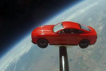 A világűrben járt a Ford Mustang
