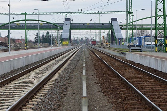 Nyolc hídfelújítás öt megyében