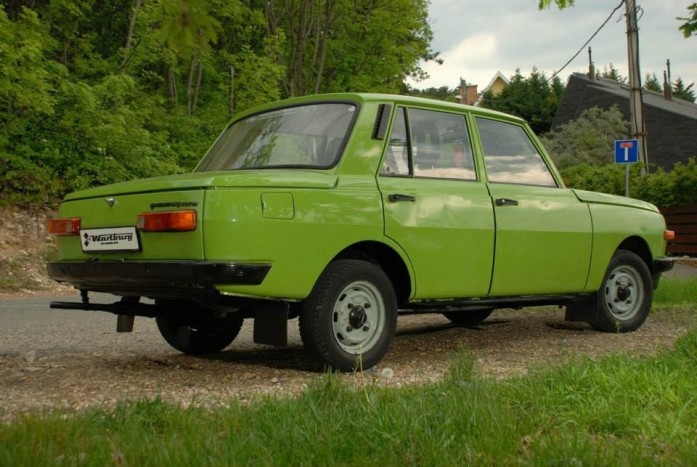Vérre éhes öreg Škoda, finoman reszelt Wartburg 10