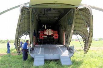 Mit szállít ez a helikopter? Nem fogod elhinni!