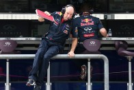 F1: Adrian Newey marad a Red Bullnál – de mégsem 10