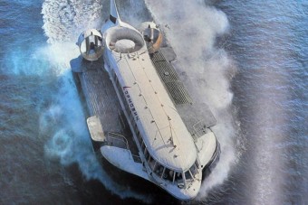 A légpárnások bukott császára