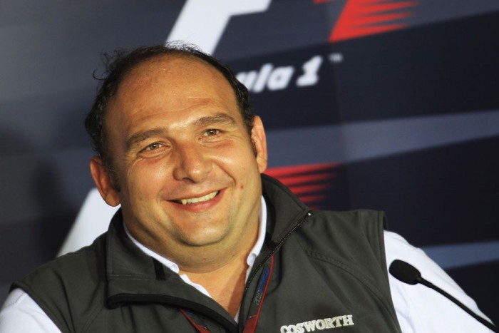 A román F1-csapat még lóg a levegőben 3 | Vezess A román F1-csapat még lóg a levegőben 3