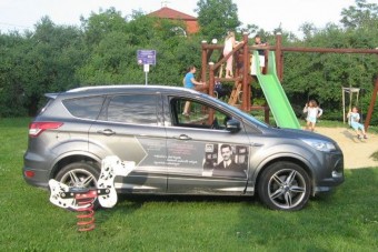 Ady Endrével riogatják a bagózó sofőröket