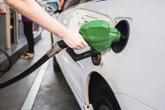 Aránytalanul drága itthon az üzemanyag