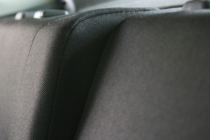 Teszt: hosszabb távon a családi Suzukival 7 | Vezess Kétféle dőlésszögbe állíthatók a támlarészek. Meredekebben ülve nagyobb a csomagtér