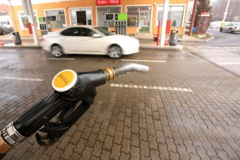 Kevés benzinre futja a magyaroknak