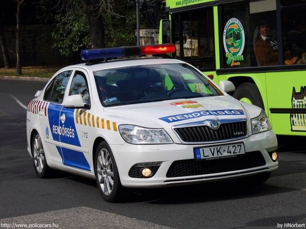 Ilyenekkel járnak a rendőrök 9