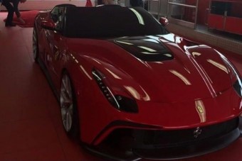 Íme, a világ legdrágább Ferrarija