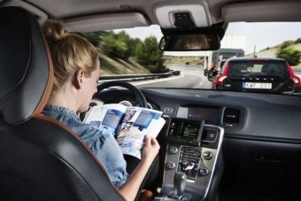 Önjáró autók, sofőr nélküli kamionok Hollandiában