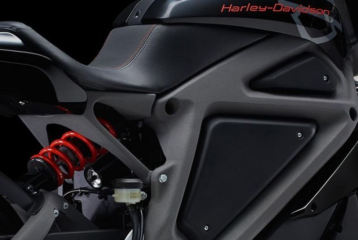 Nem dübörög, csak sziszeg 7