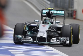 F1: A Mercedes a leggyorsabb a Red Bull pályáján