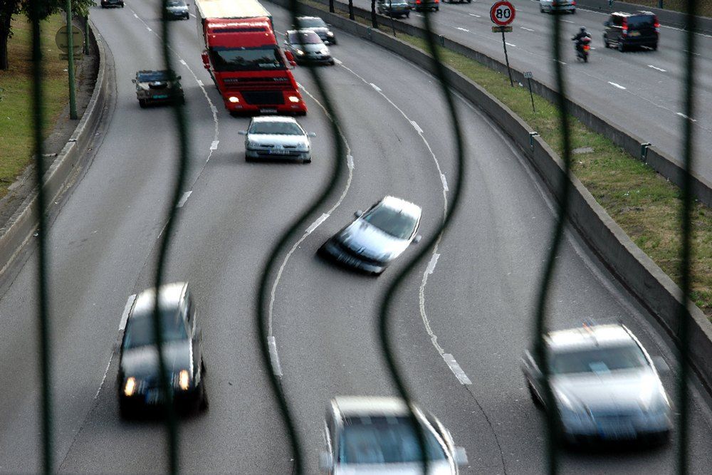 Az autóvezetési tanfolyamon volt teljes erőből fékezés? 12