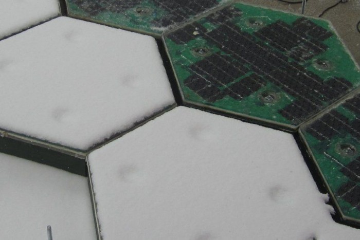 Szavazott a nép: napelemes utakat akarnak! 6 | Vezess Szavazott a nép: napelemes utakat akarnak! 6