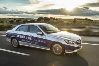 2100 kilométer egy tankkal, szériaautóval