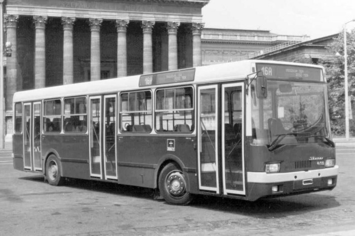 Megújul az egykori demóbusz