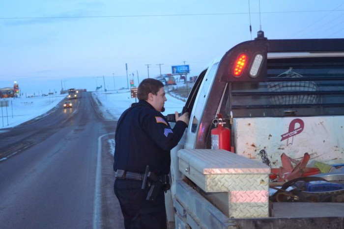 Kirúgták a járőrkocsijában szeretkező rendőrt 4